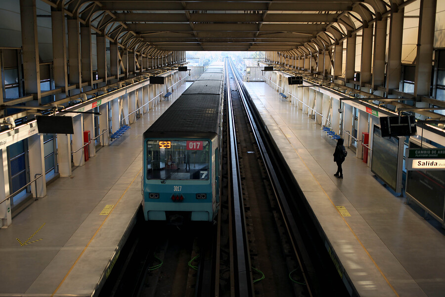 Vecinos De Maip Alucinan Con Petici N De Extensi N Del Metro