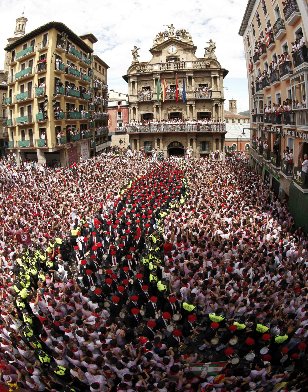 Galería HD: El Desenfrenado Inicio De La Fiesta De San Fermín