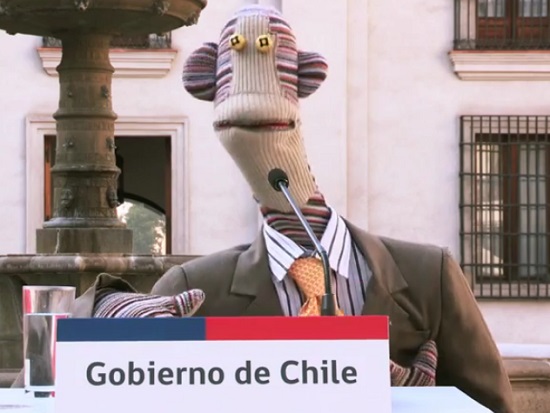 Video de 31 Minutos: Tulio Triviño en cadena nacional desde el palacio de  La Moneda