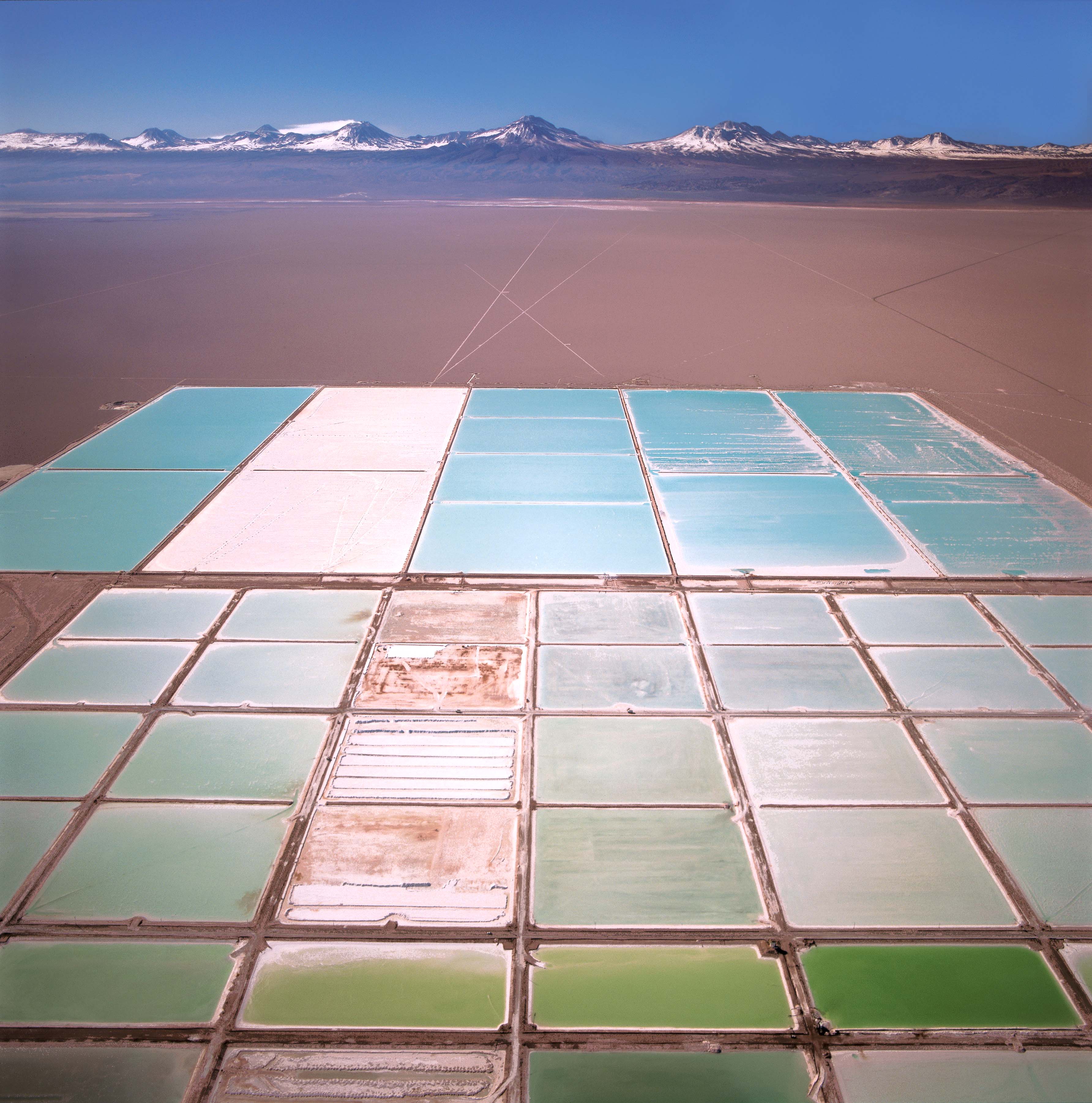 Litio: la encrucijada entre el mineral del futuro y los problemas ...
