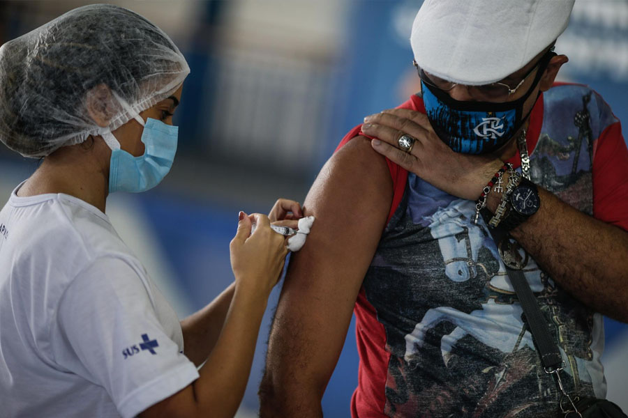 Vacunación en Brasil