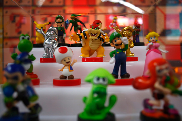 Detalle de figuras de Nintendo durante la Inauguración de Festigame 2015