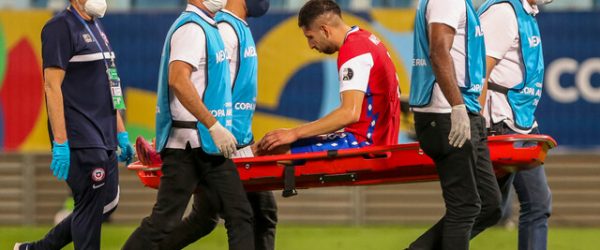 Guillermo Maripan. Jugadores de La Roja sufren con las lesiones