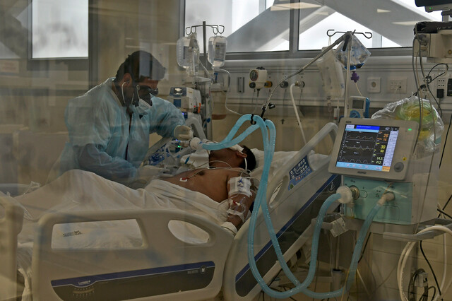 Paciente Covid-19 internado en un hospital