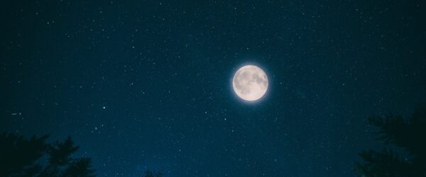 El fenómeno astronómico denominado Luna Azul será visible durante las noches del 22 y 23 de agosto.