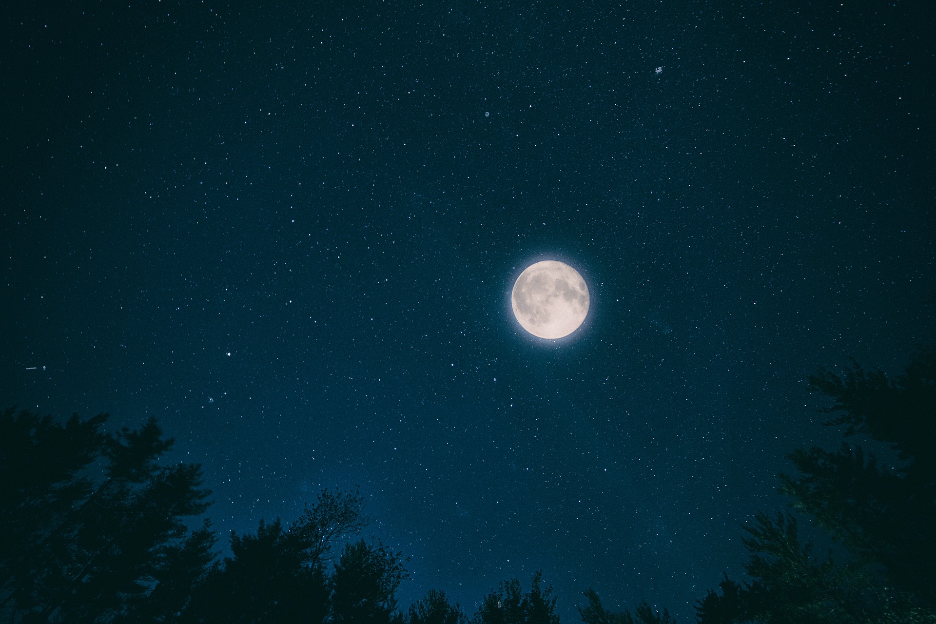 El fenómeno astronómico denominado Luna Azul será visible durante las noches del 22 y 23 de agosto.