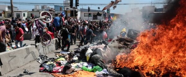IQUIQUE:Manifestantes queman carpas de campamento