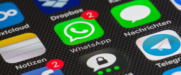 Grupo de WhatsApp de vecinos se escandalizó por creación de chat paralelo con nombre en mapudungún