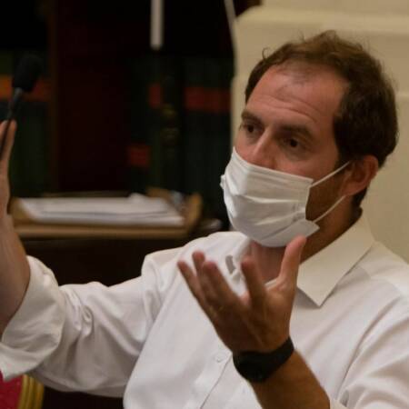 Ruggero Cozzi, convencional RN: “Los sectores radicales están sepultando el sueño de cerrar el capítulo constitucional de buena manera”