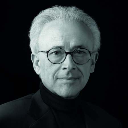 La imagen muestra a Antonio Damasio