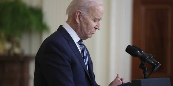 Biden confirma que tropa estadounidenses no llegarán a Ucrania