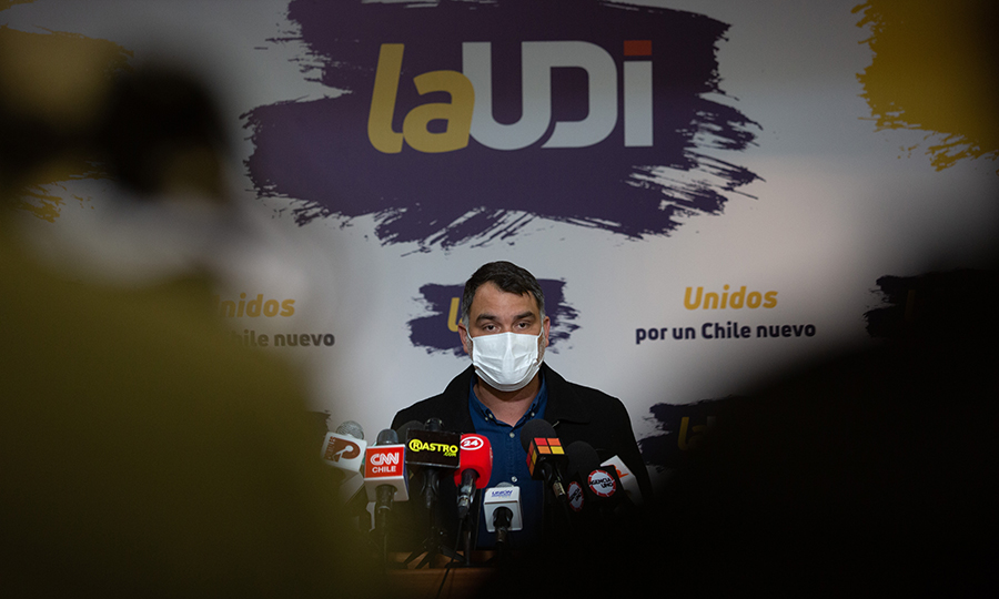 Javier Macaya asegura que solo trabajar por el rechazo de la nueva Constitución "está destinado al fracaso"