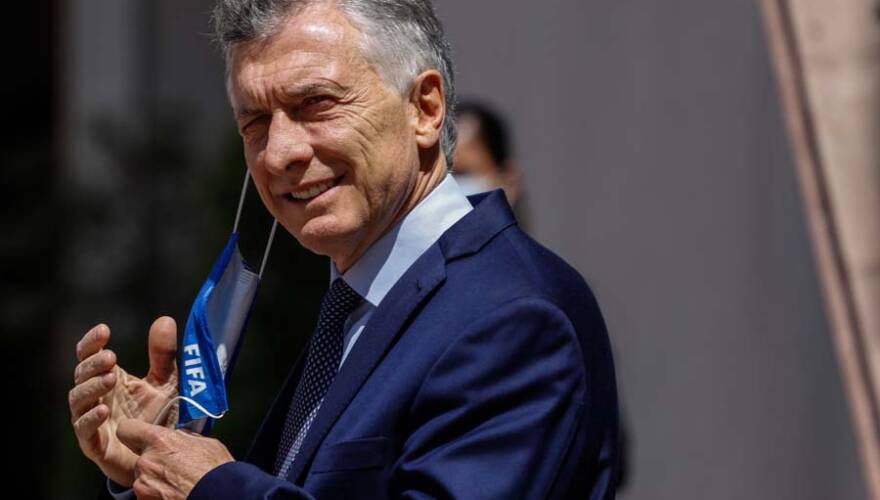 Expresidente Macri advierte "aluvión" de emigrantes de Argentina