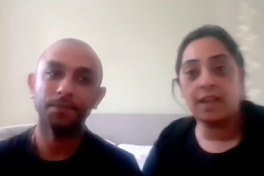 Una pareja viajó a Ucrania para adoptar gemelos y terminaron atrapados