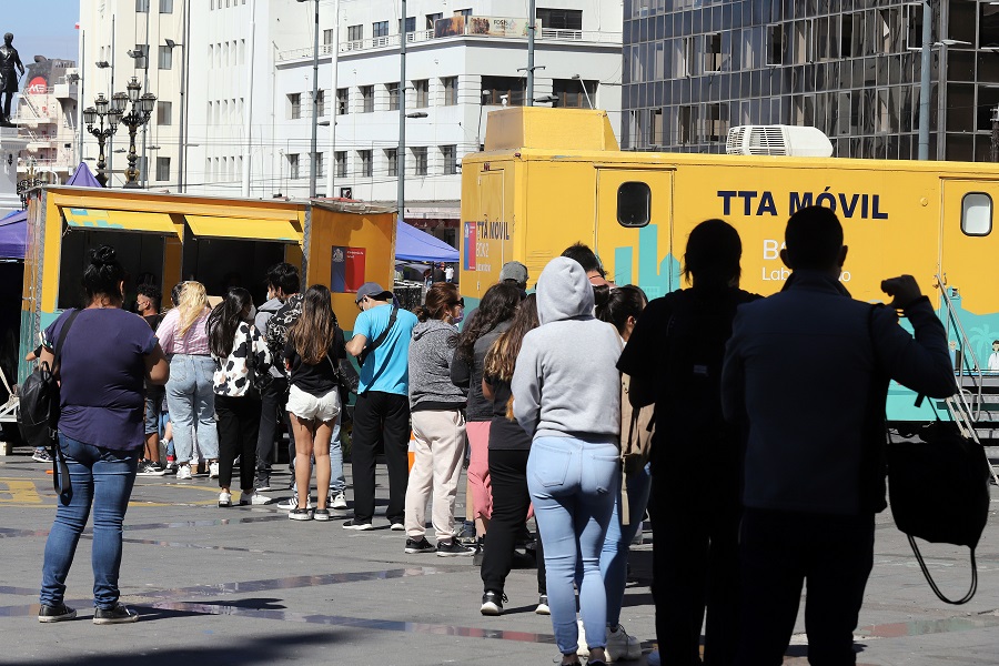 Nuevo peak histórico supera los 35 mil casos de Covid-19: van 15 días con cifras récord