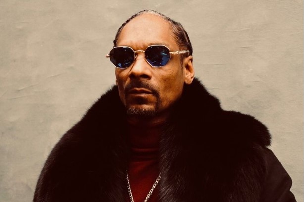 Escándalo a días del Super Bowl: exbailarina de Snoop Dogg acusa al rapero de agresión sexual
