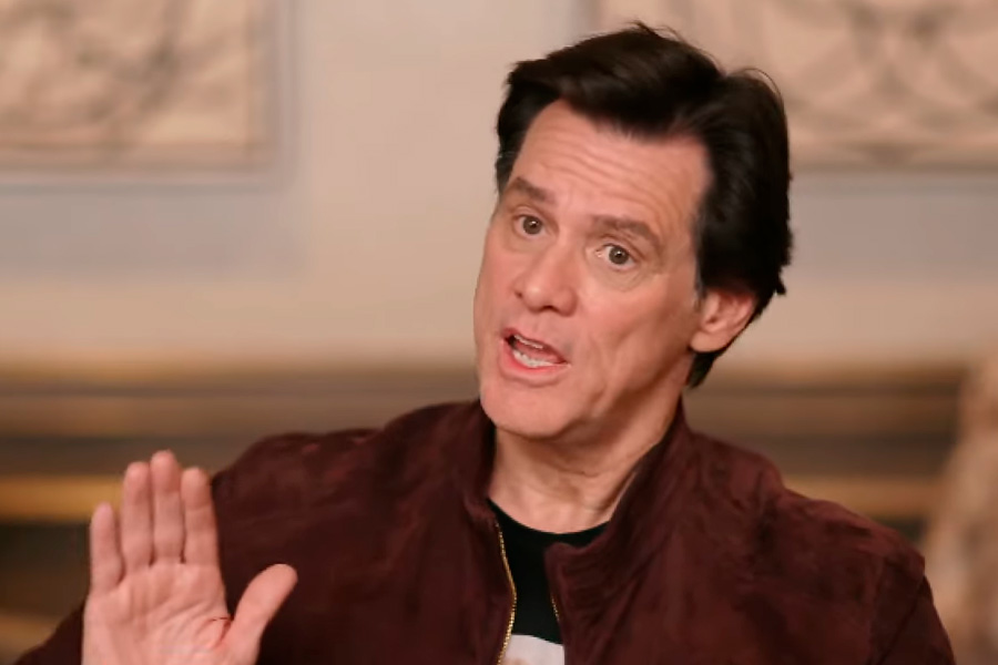 Jim Carrey se va con contra Hollywood por aplausos de pie a Will Smith