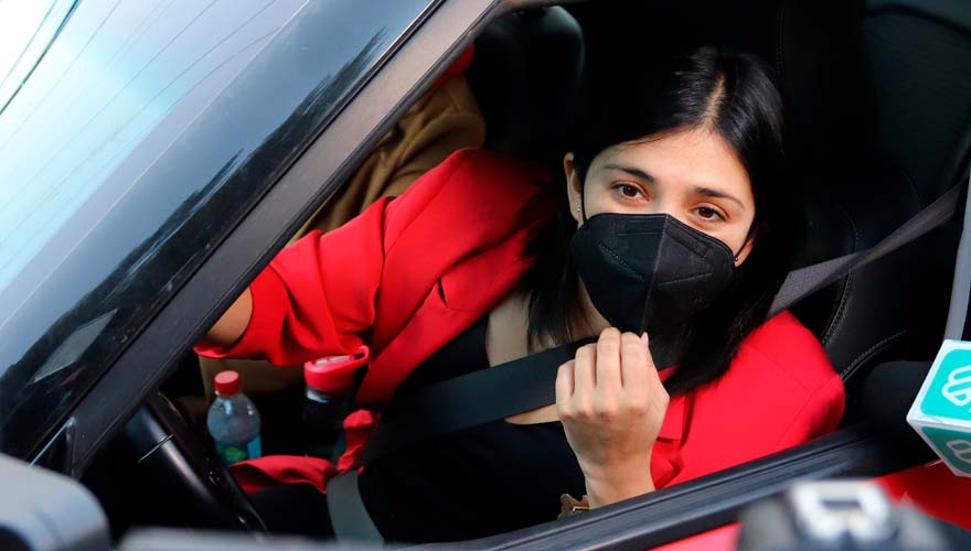 Diputada Cariola desdramatiza dichos de Jadue sobre el gobierno
