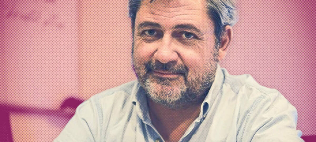 La imagen muestra a Alfredo Joignant