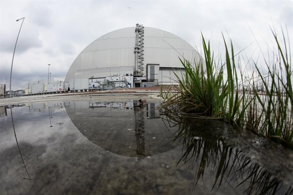 Ucrania advierte que generadores de Chernóbil tienen reserva para 48 horas