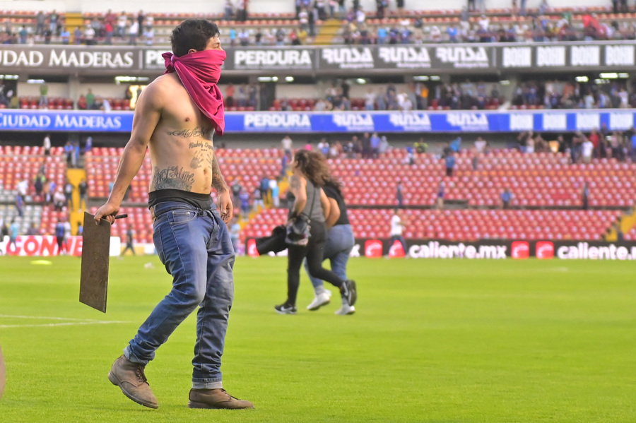 detienen a funcionarios públicos por Queretaro Atlas