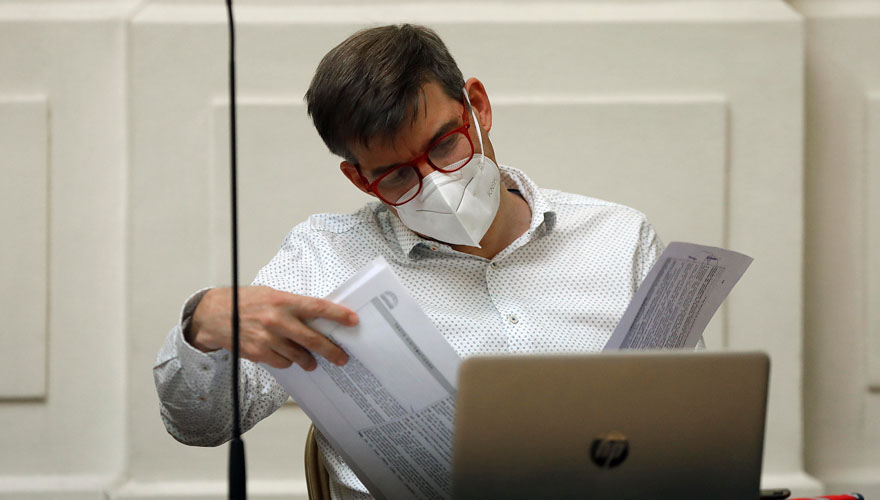 Los descargos de Stingo a la derecha en la Convención por pensiones