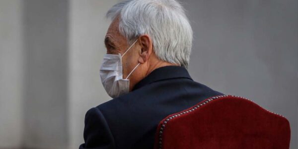 "Cárcel para Sebastián Piñera": iniciativa popular es aprobada en comisión