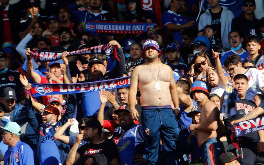 FOTO. Amenazas de hinchas de la U por arribo Cecilia Pérez a Azul Azul