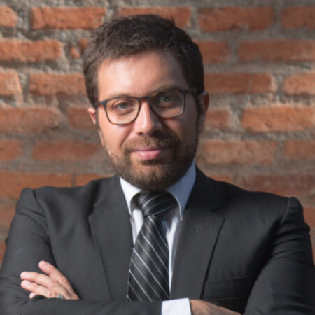 Gabriel Osorio, abogado PS: “Repetir el debilitamiento de los partidos políticos en la Convención, constituye la inclusión del pinochetismo”