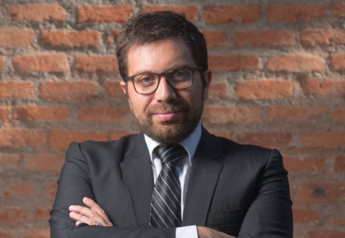 Gabriel Osorio, abogado PS: “Repetir el debilitamiento de los partidos políticos en la Convención, constituye la inclusión del pinochetismo”