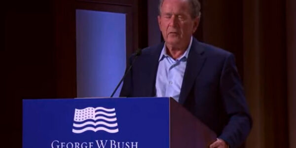 VIDEO. "Totalmente injustificada sobre Irak...": George Bush y lapsus