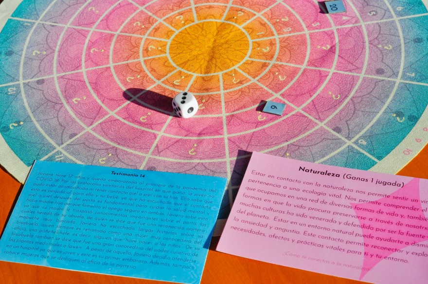 Tramar: cómo dos chilenas educan sobre salud sexual y violencia de género mediante un novedoso juego de mesa 