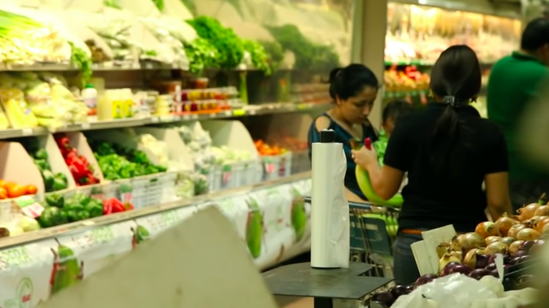 "Nada escondido en la ropa": la versión del juez que fue detenido por robar más de 300 lucas en supermercado