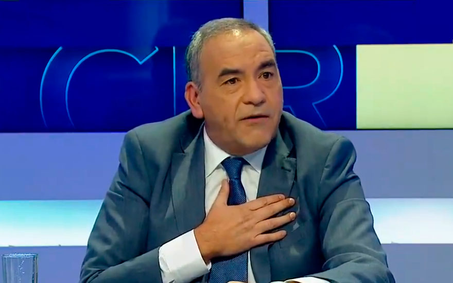 Fidel Espinoza cuestionó cierre de Ventanas con reflexión sobre el empleo