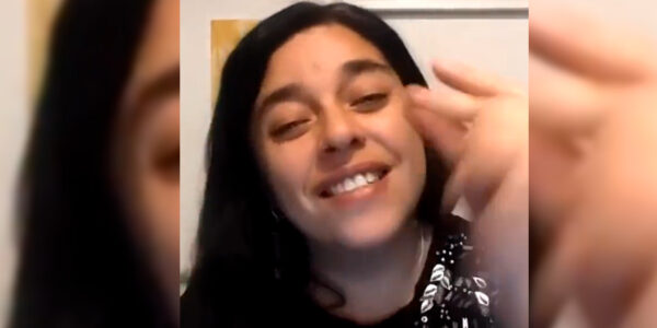 VIDEO. "Así te chispeo los dedos": viralizan respuesta de Bessy Gallardo