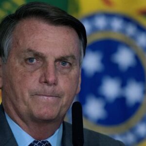 Bolsonaro indignado con aborto de niña de 11 años que fue violada