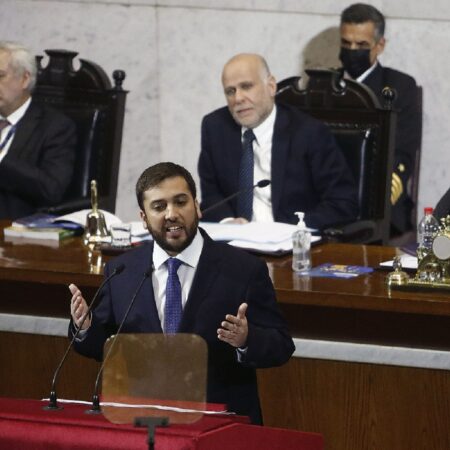 El presidente de la Cámara, Raúl Soto, cree que hace falta "ordenar la base política del gobierno".
