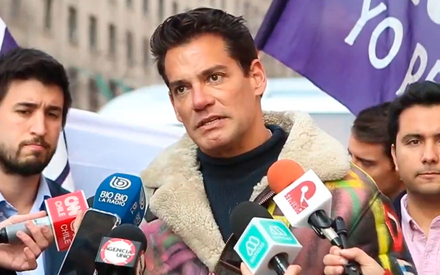 Cristián de la Fuente como rostro del Rechazo: lideró convocatoria