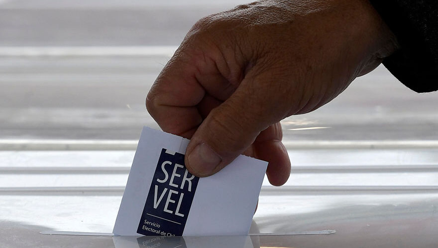 Usuario acusó que no podía votar en el plebiscito: Servel lo debió corregir