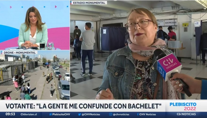“La gente me confunde con Bachelet”: votante causa furor por su parecido con la expresidenta 