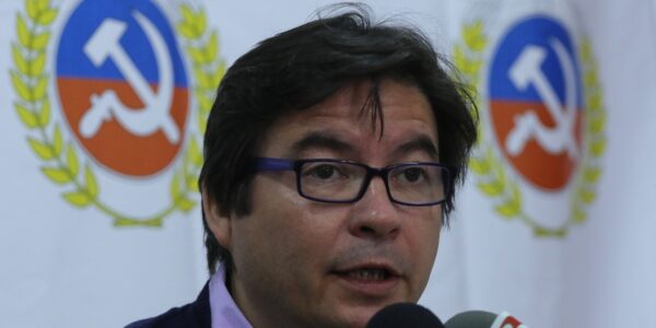 "La voluntad popular de tener una nueva Constitución está en falta", dice el ex convencional Marcos Barraza.