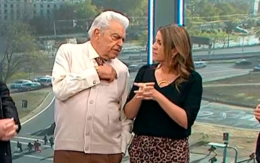 Don Francisco descolocó a Monse Álvarez con pregunta sobre JC