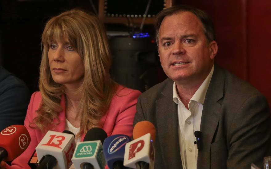 Ximena Rincón y Matías Walker presentaron renuncia a la DC