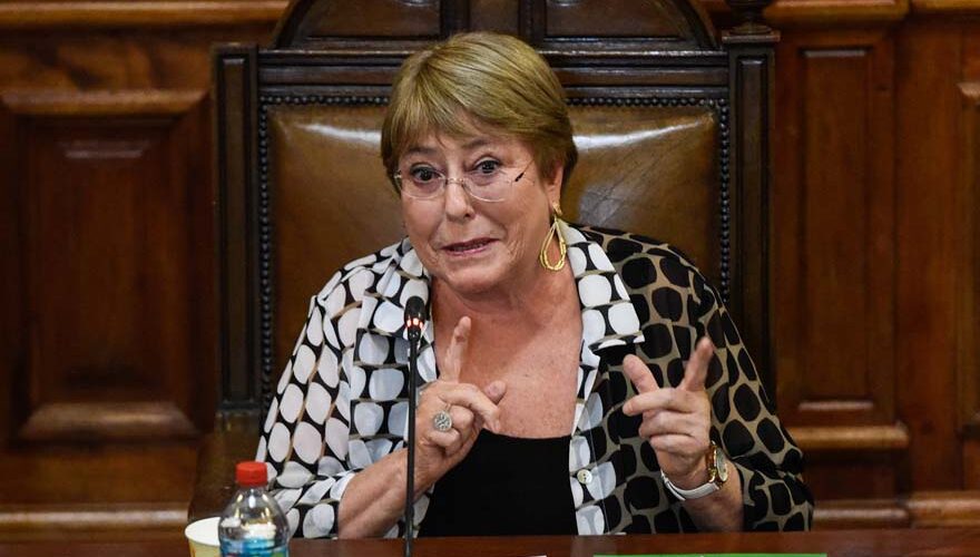 Michelle Bachelet y sus consejos para nuevo proceso constituyente