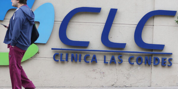 Clínica Las Condes presenta recurso para cerrar perfil en Twitter