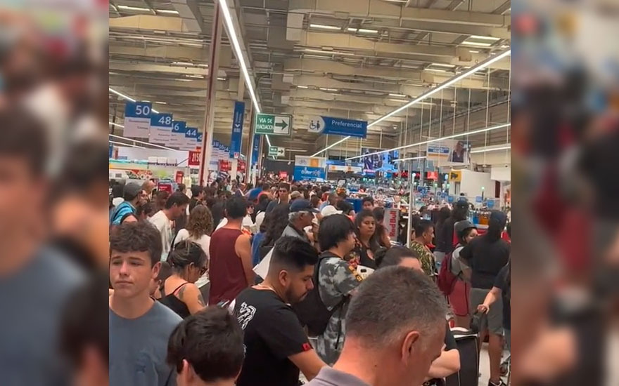 Registran caos en supermercado por ofrecer productos a luca