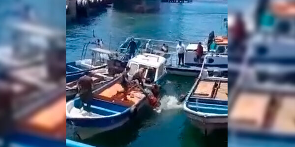 Graban dura pelea entre lancheros en Valparaíso: uno cayó al mar