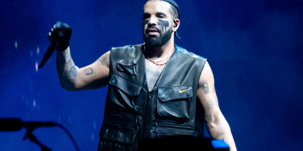 Drake fue pillado en club strip tras faltar al Lollapalooza Brasil