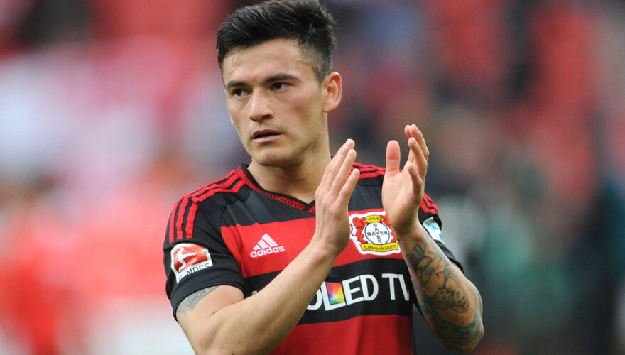 Las razones del Leverkusen por la anticipada de Charles Aránguiz
