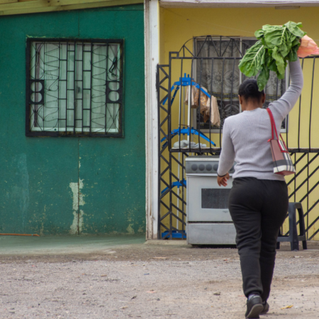Campamento de haitianos en Maipú. Foto: Gonzalo Ríos.